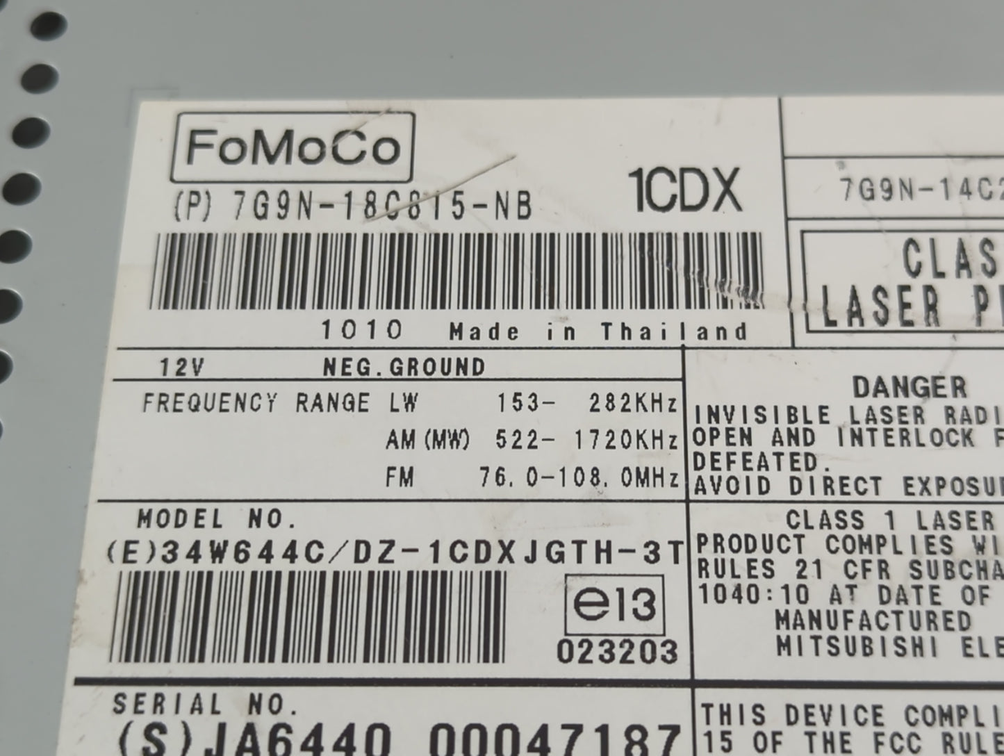 2009-2011 Jaguar Xf Radio AM FM Cd Player Receiver Replacement P/N:7G9N-18C815-NB Fits Fits 2009 2010 2011 OEM Used Auto Parts