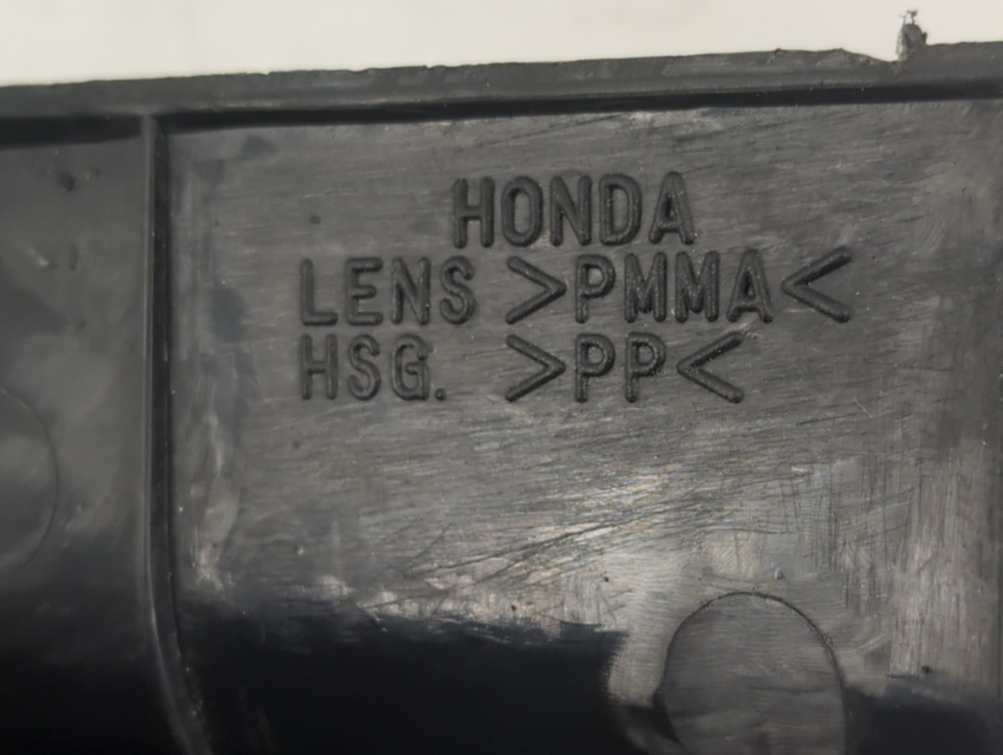 1998-2002 Honda Accord Tail Light Assembly Passenger Right OEM Fits Fits 1998 1999 2000 2001 2002 OEM Used Auto Parts - Oemusedautoparts1.com