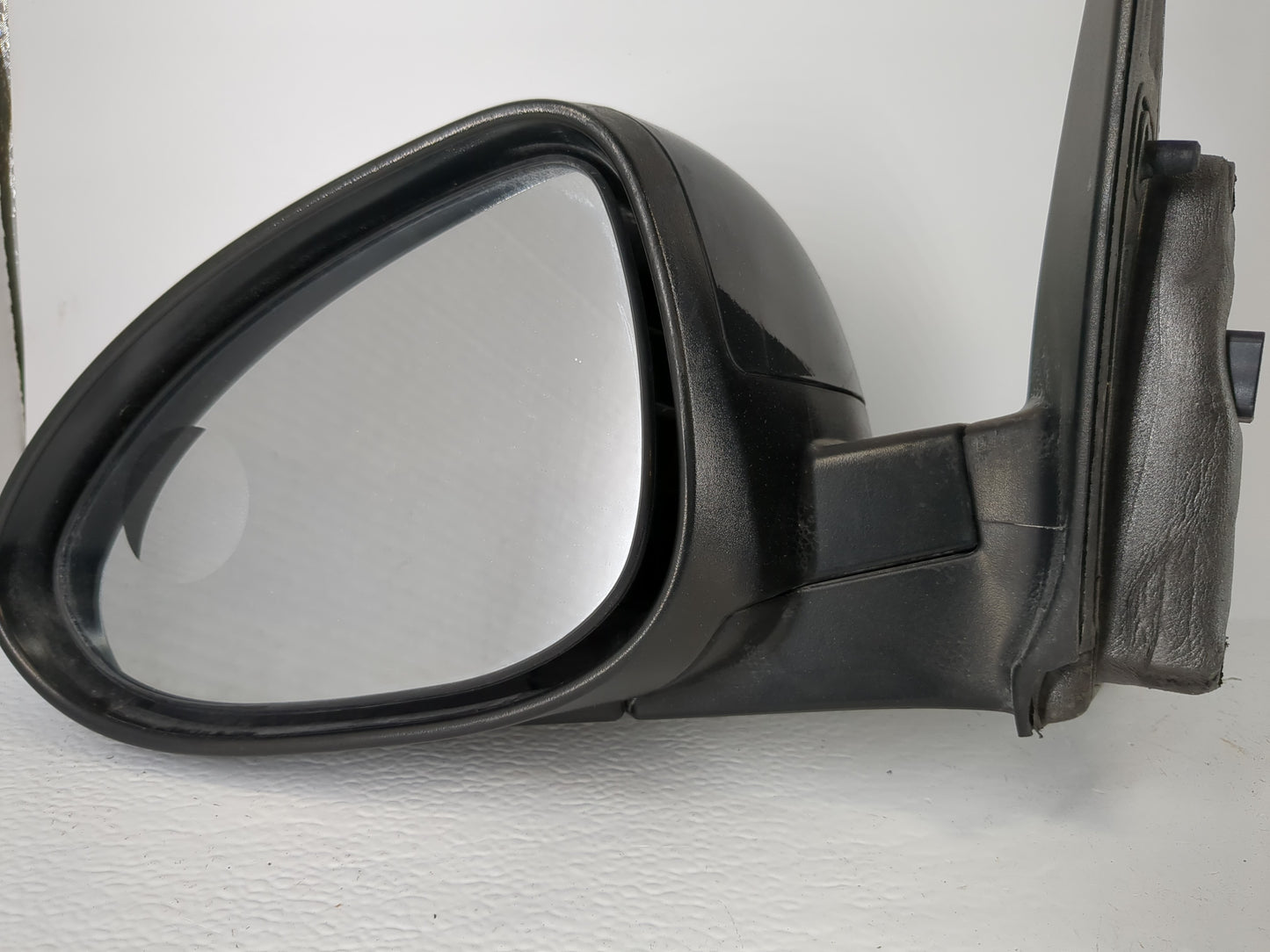 2013-2014 Chevrolet Sonic Side Mirror Replacement Driver Left View Door Mirror Fits Fits 2013 2014 OEM Used Auto Parts - Oemusedautoparts1.com