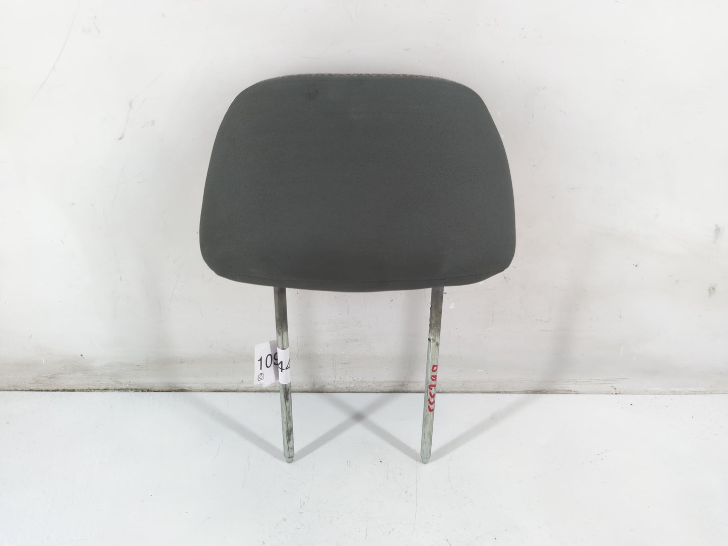 2004 Dodge Caravan Headrest Head Rest Front Driver Passenger Seat Fits OEM Used Auto Parts - Oemusedautoparts1.com