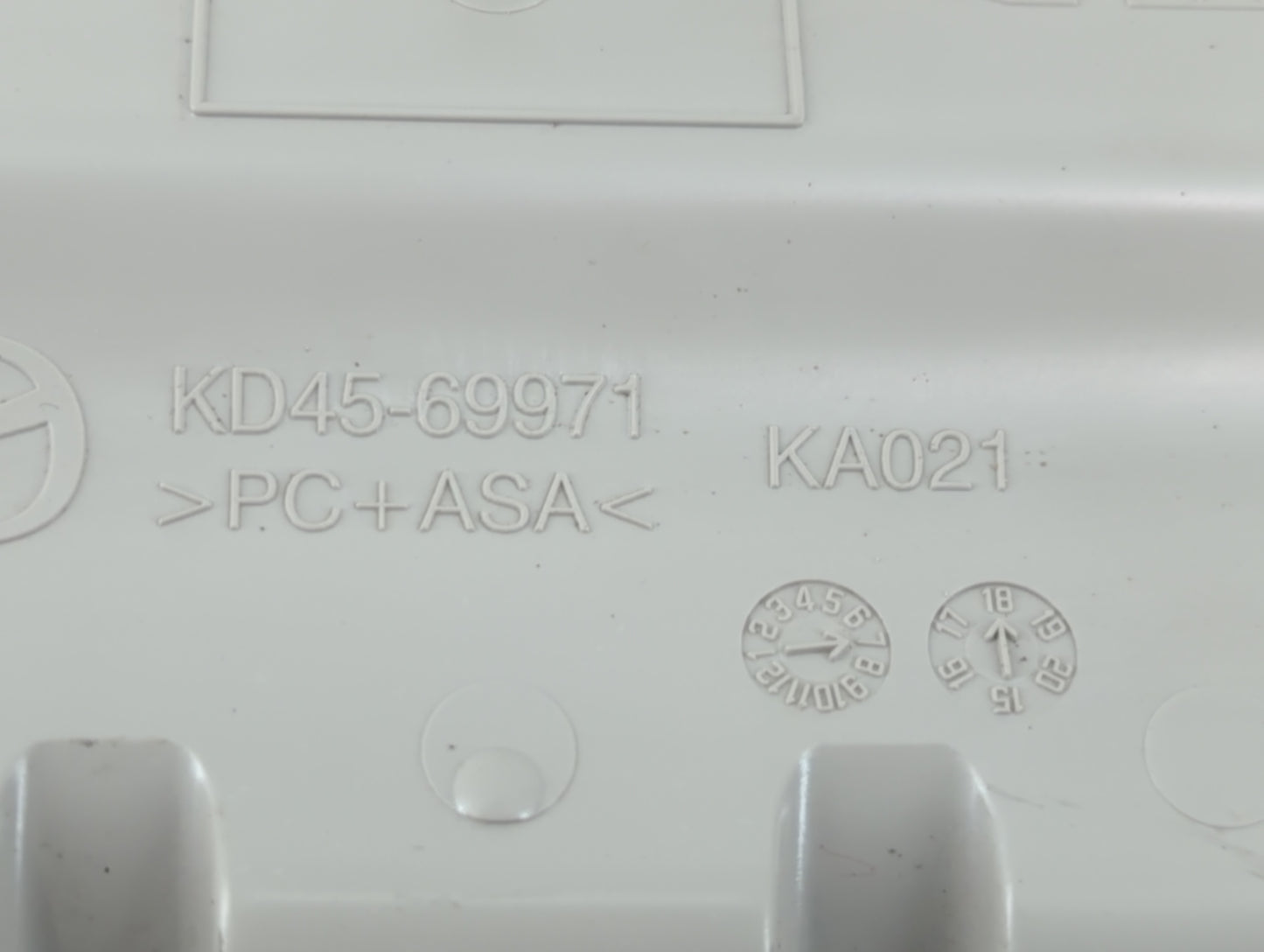 2018 Mazda 3 Overhead Roof Console