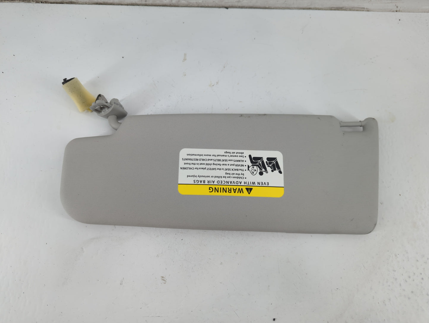 2011-2018 Volkswagen Jetta Sun Visor Shade Replacement Passenger Right Mirror Fits Fits 2011 2012 2013 2014 2015 2016 2017 2018 OEM Used Auto Parts - Oemusedautoparts1.com