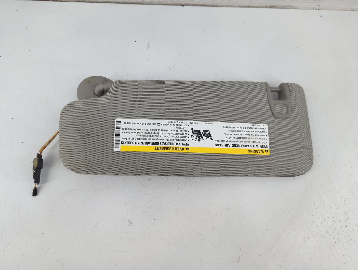 2013-2016 Chevrolet Malibu Sun Visor Shade Replacement Passenger Right Mirror Fits Fits 2013 2014 2015 2016 OEM Used Auto Parts