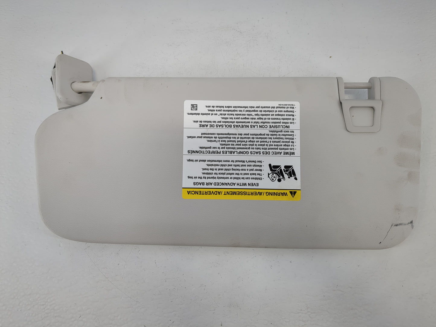 2021-2022 Ford Escape Sun Visor Shade Replacement Passenger Right Mirror Fits Fits 2021 2022 OEM Used Auto Parts