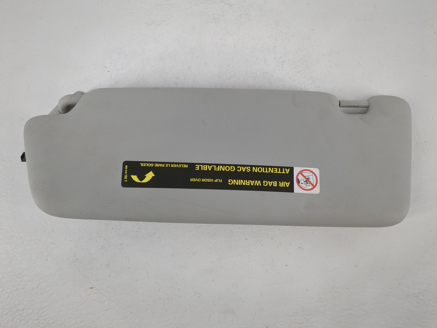 2013-2016 Audi A4 Sun Visor Shade Replacement Passenger Right Mirror Fits Fits 2013 2014 2015 2016 OEM Used Auto Parts - Oemusedautoparts1.com
