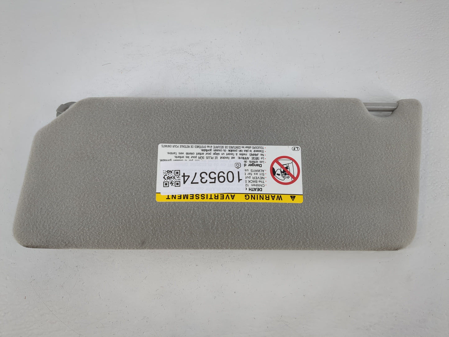 2002-2006 Toyota Camry Sun Visor Shade Replacement Passenger Right Mirror Fits Fits 2002 2003 2004 2005 2006 OEM Used Auto Parts