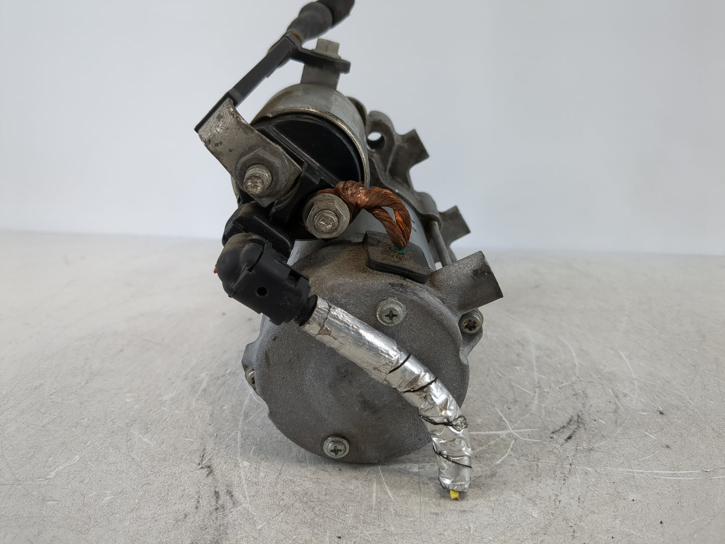 2017-2022 Gmc Acadia Car Starter Motor Solenoid OEM P/N:12667973 TN438000-2140 Fits Fits 2016 2017 2018 2019 2020 2021 2022 OEM Used Auto Parts