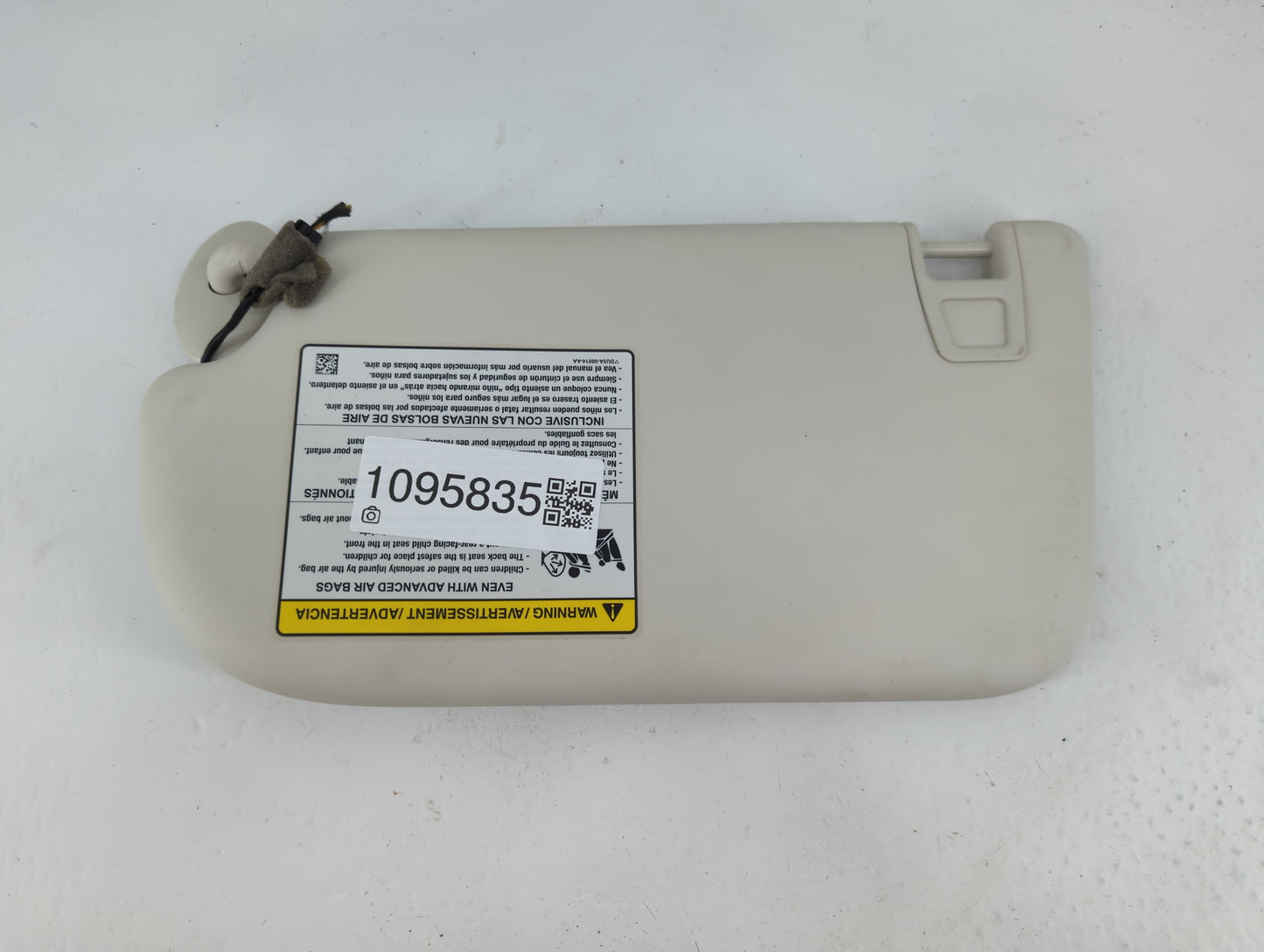 2013-2019 Ford Escape Sun Visor Shade Replacement Passenger Right Mirror Fits Fits 2013 2014 2015 2016 2017 2018 2019 OEM Used Auto Parts - Oemusedautoparts1.com