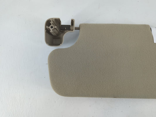 2000-2002 Chevrolet Tahoe Sun Visor Shade Replacement Passenger Right Mirror Fits Fits 2000 2001 2002 2003 OEM Used Auto Parts