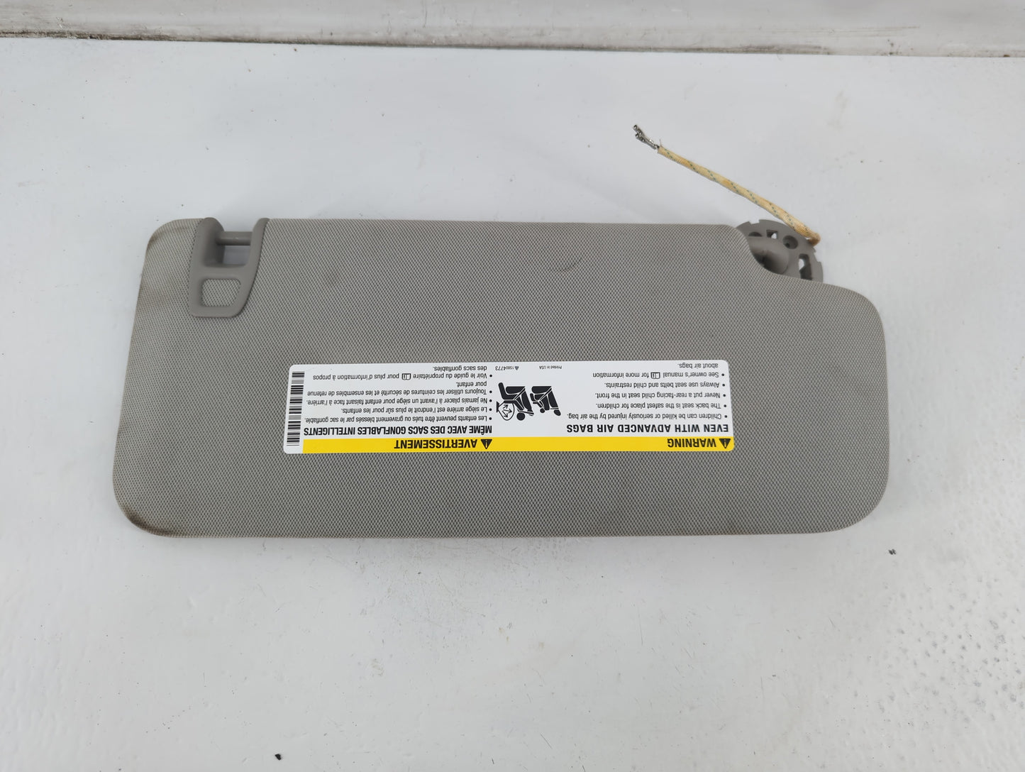 2010-2017 Chevrolet Equinox Sun Visor Shade Replacement Driver Left Mirror Fits Fits 2010 2011 2012 2013 2014 2015 2016 2017 OEM Used Auto Parts