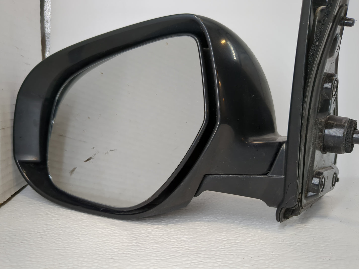 2016 Mitsubishi Outlander Side Mirror Replacement Driver Left View Door Mirror P/N:E11026919 Fits OEM Used Auto Parts