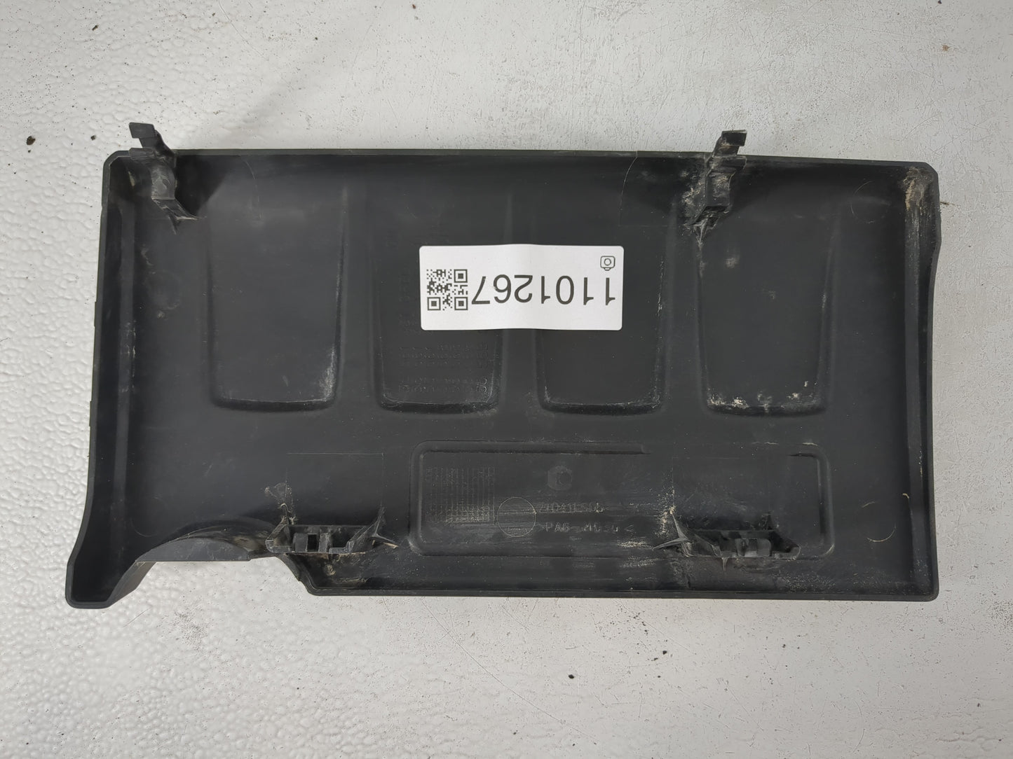 2011 Chevrolet Cruze Engine Cover