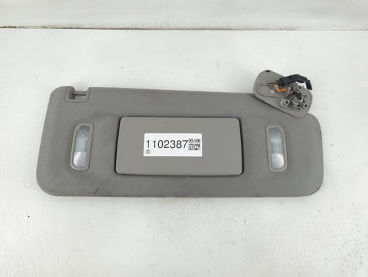 2014-2019 Chevrolet Silverado 1500 Sun Visor Shade Replacement Passenger Right Mirror Fits Fits 2014 2015 2016 2017 2018 2019 OEM Used Auto Parts