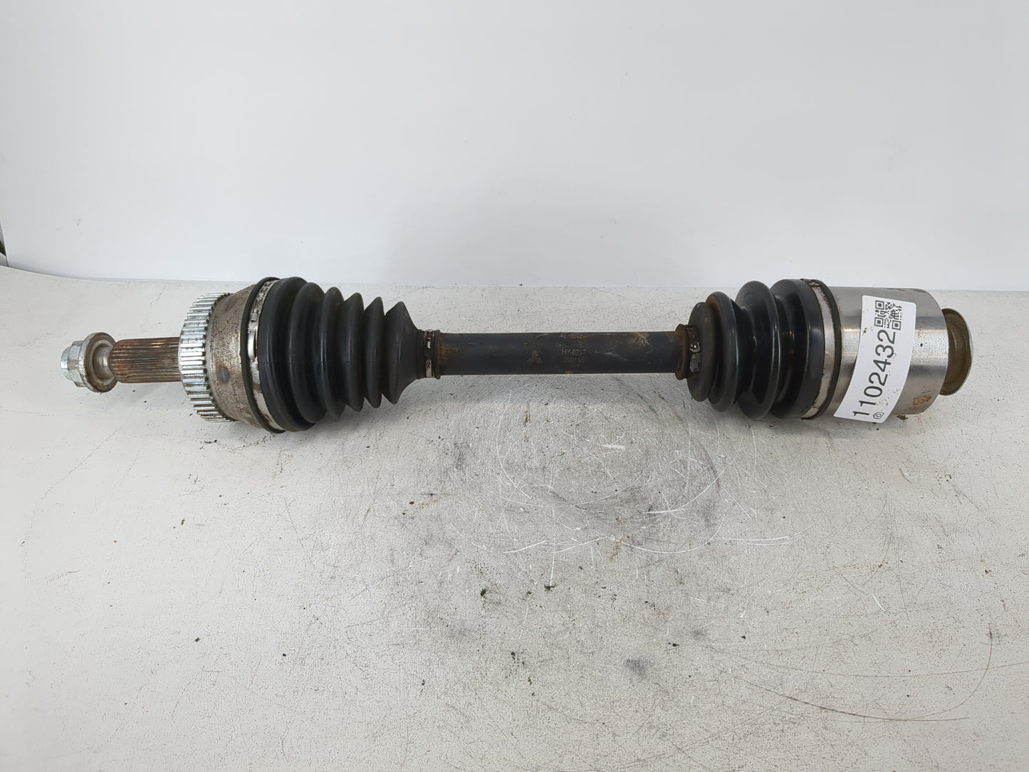 2013-2017 Hyundai Azera Axle Shaft Front Passenger Cv C/v - Oemusedautoparts1.com