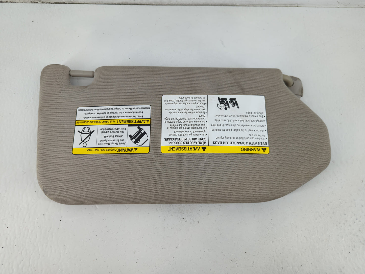 2019-2020 Infiniti Qx60 Sun Visor Shade Replacement Driver Left Mirror Fits Fits 2019 2020 OEM Used Auto Parts - Oemusedautoparts1.com