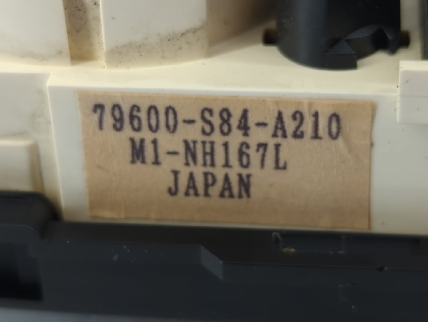 2001-2002 Honda Accord Climate Control Module Temperature AC/Heater Replacement P/N:79600-S84-A210 Fits Fits 2001 2002 OEM Used Auto Parts