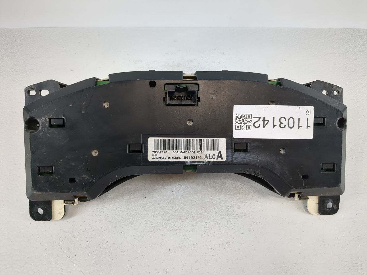 2019 Chevrolet Express 2500 Instrument Cluster Speedometer Gauges P/N:28582190 Fits OEM Used Auto Parts