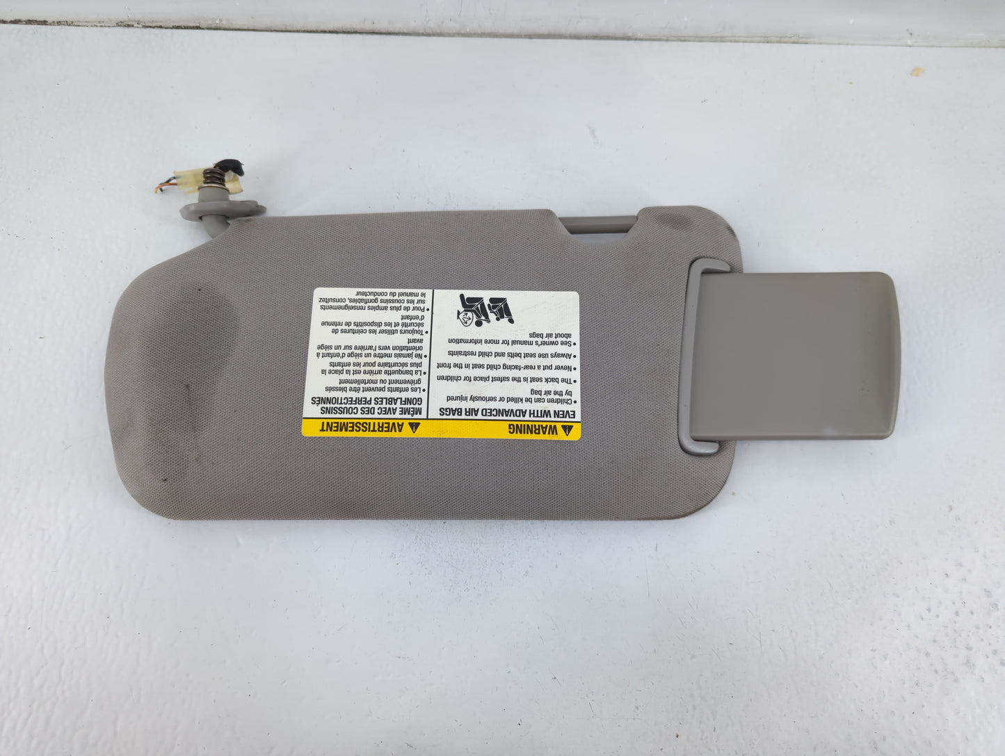 2005-2006 Nissan Altima Sun Visor Shade Replacement Passenger Right Mirror Fits Fits 2005 2006 OEM Used Auto Parts - Oemusedautoparts1.com
