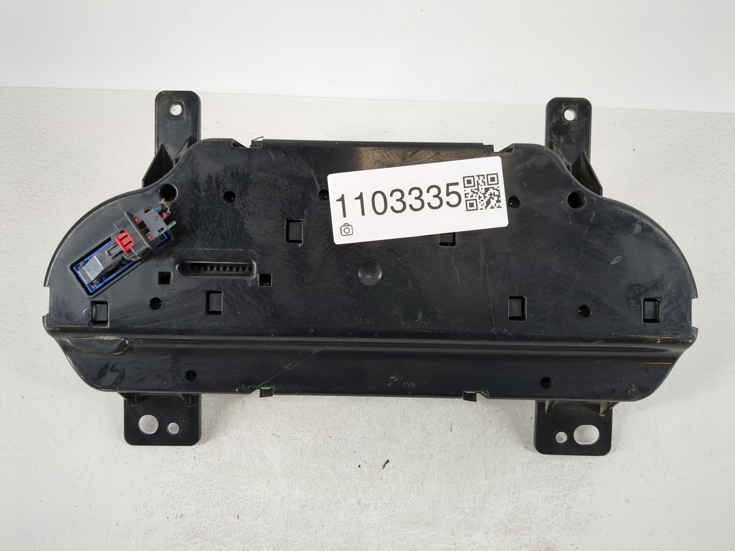 2019 Chevrolet Silverado 2500 Instrument Cluster Speedometer Gauges P/N:84597912 Fits Fits 2018 OEM Used Auto Parts