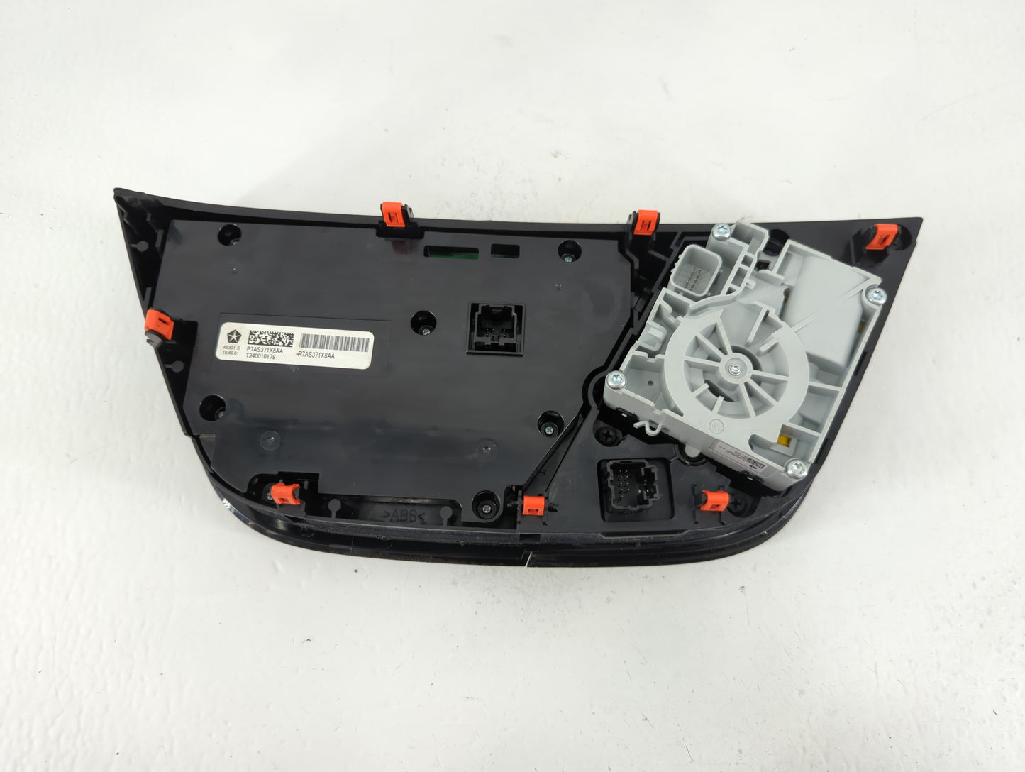 2021 Chrysler Voyager Climate Control Module Temperature AC/Heater Replacement P/N:P7AS371X8AA Fits OEM Used Auto Parts