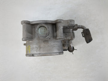 2015-2016 Hyundai Genesis Throttle Body P/N:355100-3CAC0 Fits Fits 2015 2016 2017 OEM Used Auto Parts