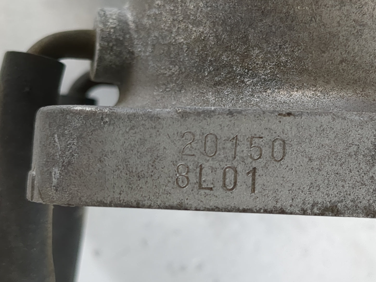 1999-2001 Lexus Es300 Throttle Body P/N:201508L01 Fits Fits 1999 2000 2001 OEM Used Auto Parts - Oemusedautoparts1.com