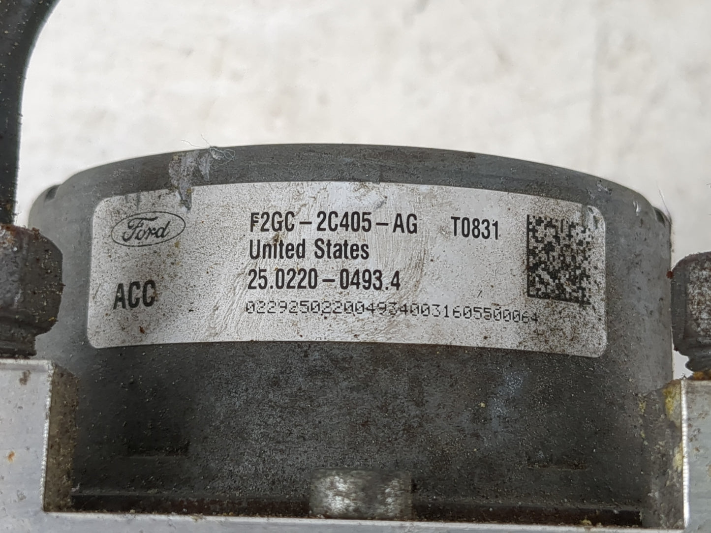 2016-2018 Lincoln Mkx ABS Pump Control Module Replacement P/N:F2GC-2C405-AG Fits Fits 2015 2016 2017 2018 OEM Used Auto Parts - Oemusedautoparts1.com
