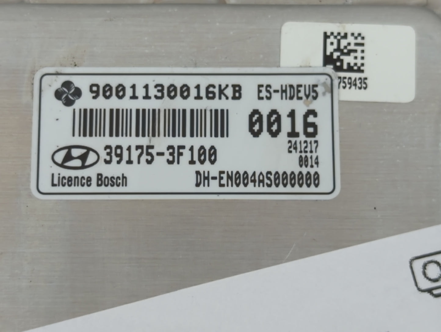 2015-2016 Hyundai Genesis PCM Engine Control Computer ECU ECM PCU OEM P/N:39175-3F100 0 260 003 871 Fits Fits 2015 2016 OEM Used Auto Parts - Oemusedautoparts1.com