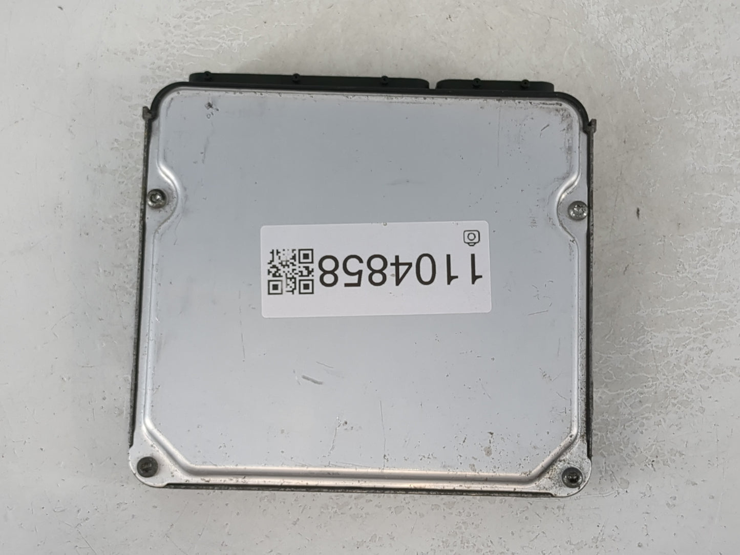 2015-2016 Toyota Corolla PCM Engine Control Computer ECU ECM PCU OEM P/N:89661-0Z630 89661-0Z620 Fits Fits 2015 2016 OEM Used Auto Parts - Oemusedautoparts1.com