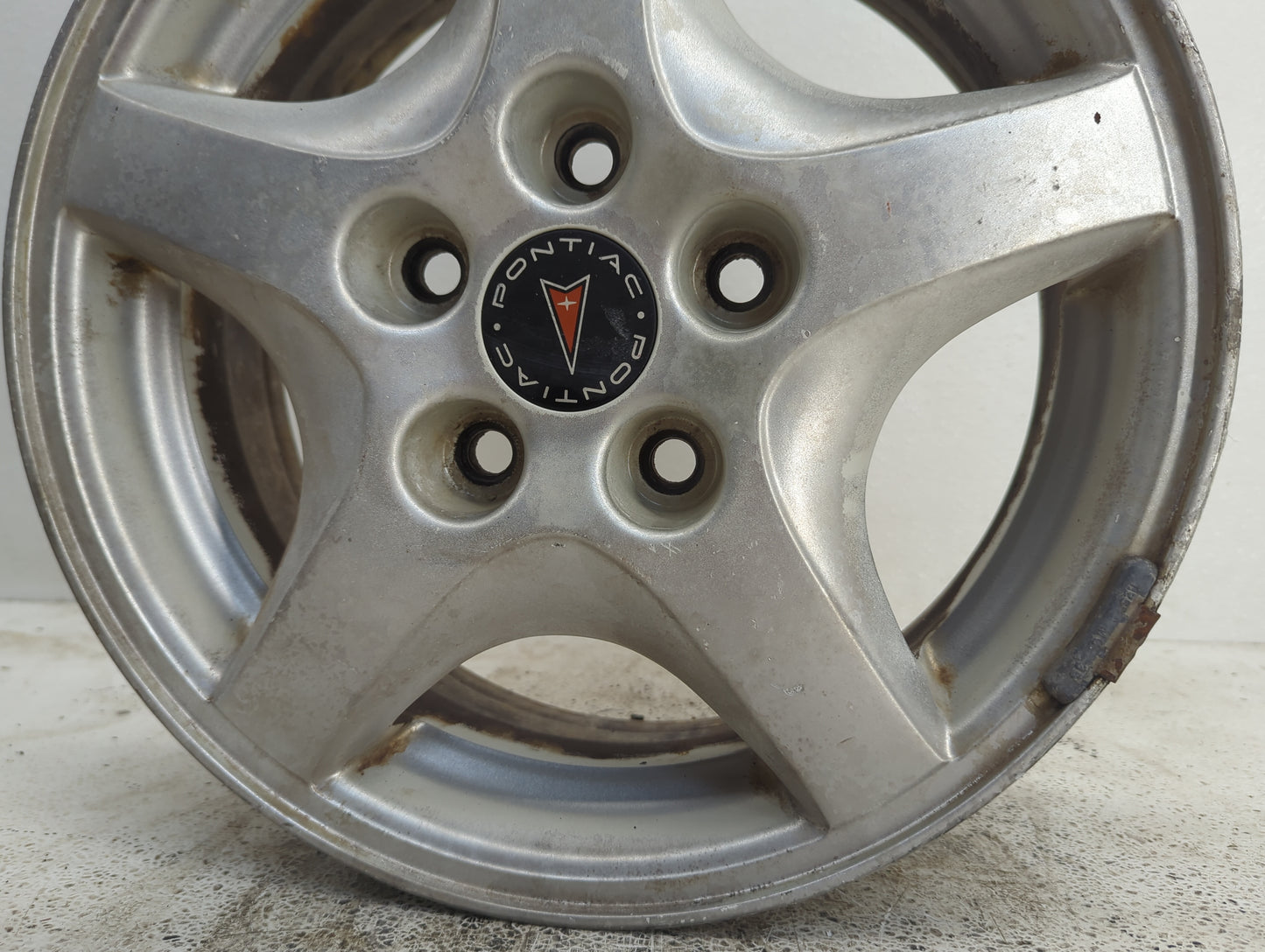 1998-1999 Pontiac Trans Sport Oem Wheel Rim