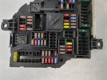 2013-2016 Bmw 528i Fusebox Fuse Box Panel Relay Module P/N:9264923-01 Fits Fits 2012 2013 2014 2015 2016 2017 2018 OEM Used Auto Parts