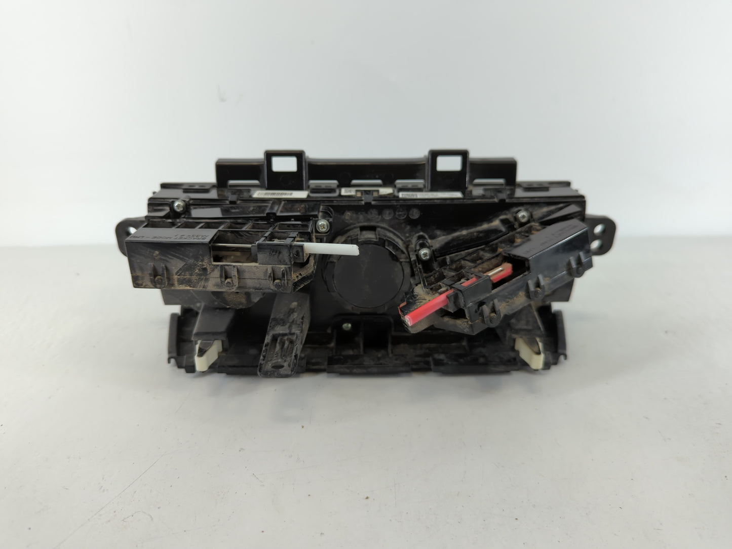 2022 Hyundai Kona Climate Control Module Temperature AC/Heater Replacement P/N:97250-J9AF0 Fits OEM Used Auto Parts