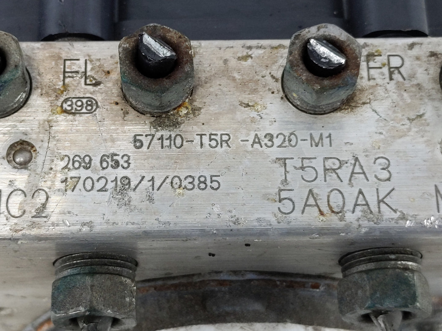 2015-2020 Honda Fit ABS Pump Control Module Replacement P/N:57110-T5R-A320-M1 Fits Fits 2015 2016 2017 2018 2019 2020 OEM Used Auto Parts