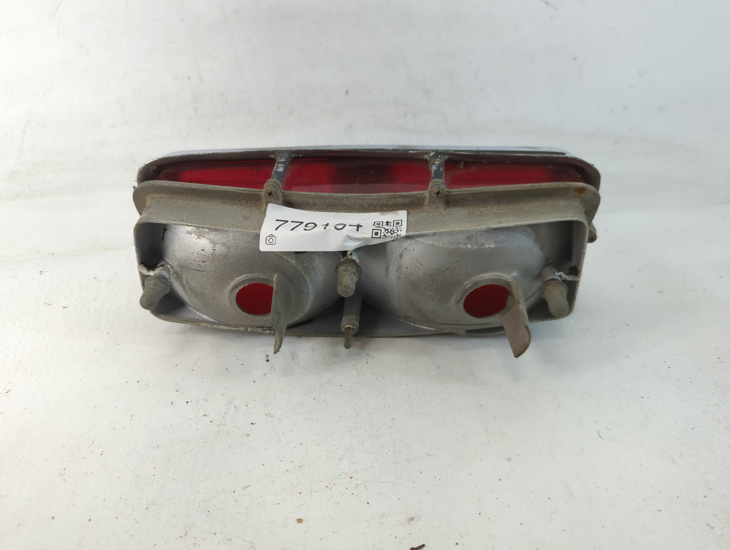 1973 Chrysler Newport Tail Light Assembly Driver Left OEM Fits OEM Used Auto Parts - Oemusedautoparts1.com