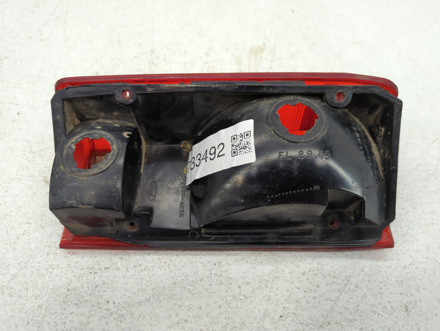 1983 Ford Ranger Tail Light Assembly Passenger Right OEM P/N:97B-13440-AE F17B-13443-BA Fits OEM Used Auto Parts - Oemusedau