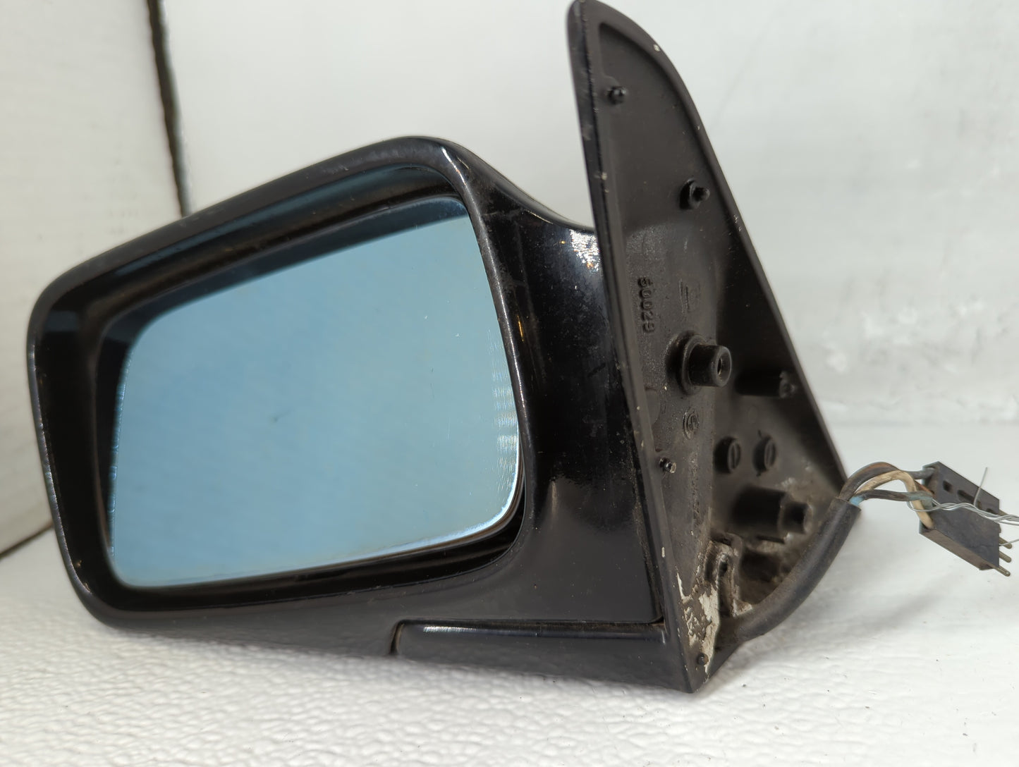 1987 Bmw 325i Side Mirror Replacement Driver Left View Door Mirror P/N:1 904 525 0 Fits OEM Used Auto Parts - Oemusedautopar
