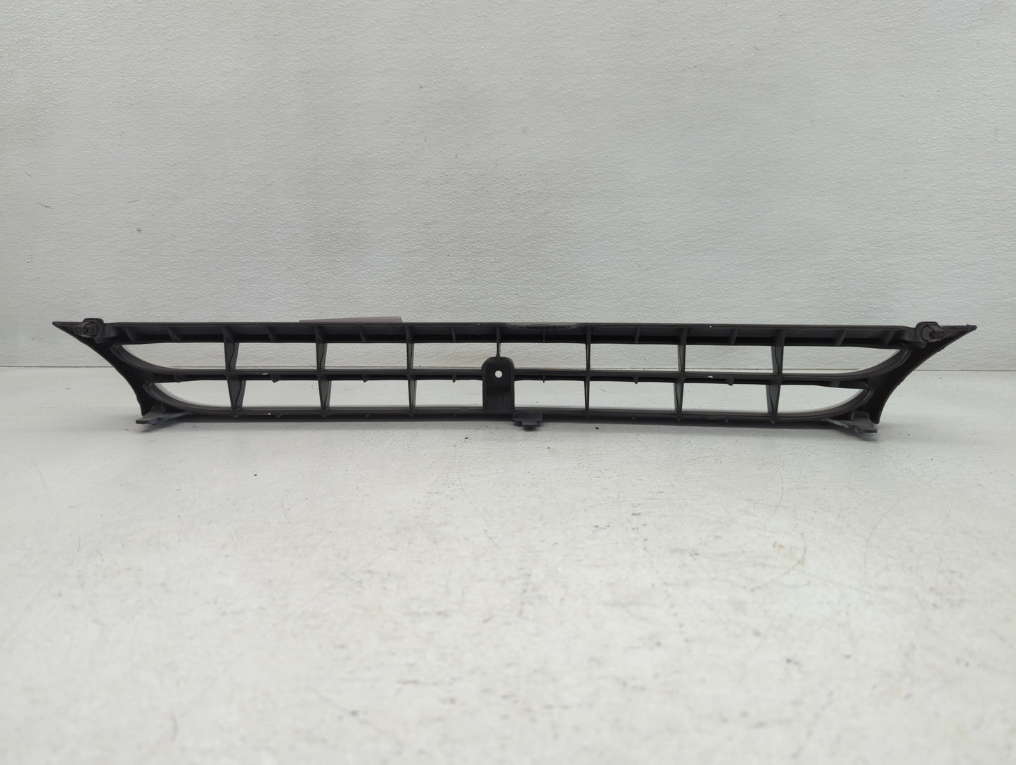 1990 Chevrolet Prizm Front Grille Bumper Not Included - Oemusedautoparts1.com