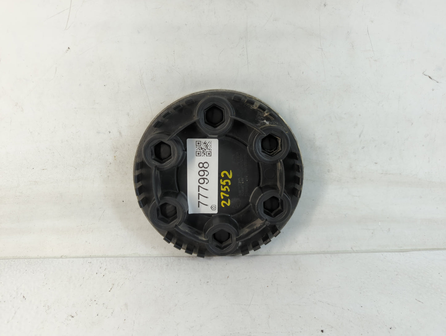 1992 Chevrolet Tahoe Center Cap Oem - Oemusedautoparts1.com