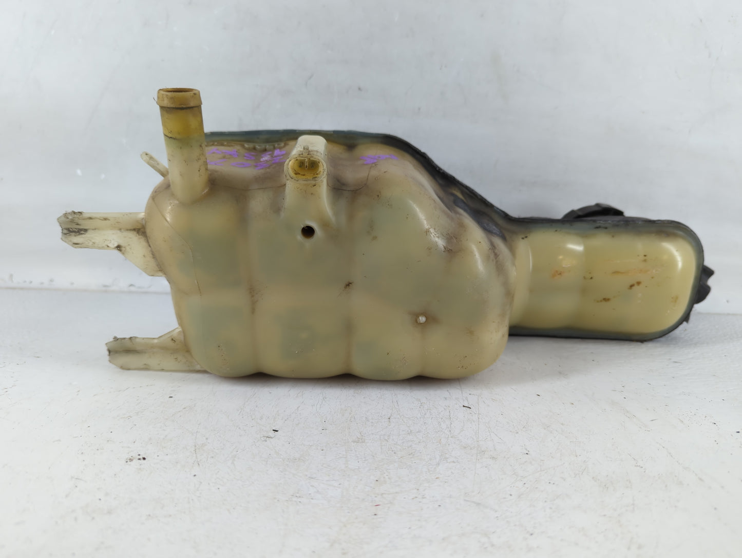 1993 Buick Skylark Radiator Coolant Overflow Expansion Tank Bottle - Oemusedautoparts1.com