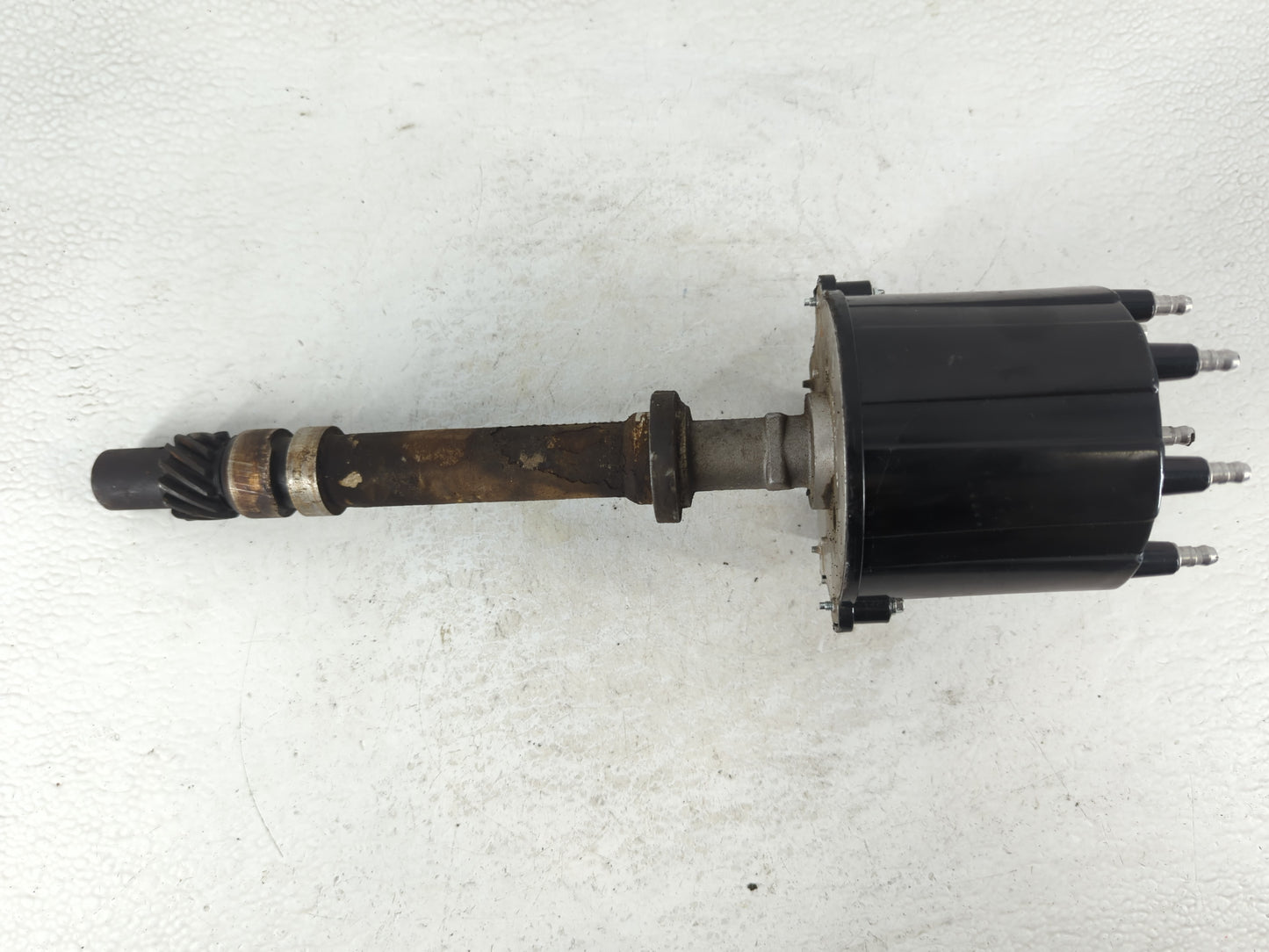 1993 Chevrolet K1500 Engine Ignition Distributor OEM Fits Fits 1992 1994 1995 OEM Used Auto Parts - Oemusedautoparts1.com