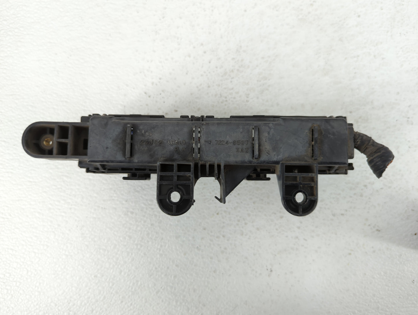 1993 Nissan Altima Fusebox Fuse Box Panel Relay Module P/N:7224-6597 Fits OEM Used Auto Parts - Oemusedautoparts1.com