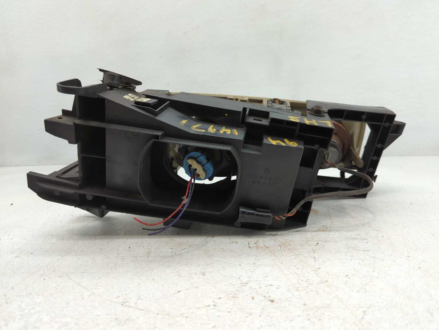 1994 Chrysler Lhs Driver Left Oem Head Light Headlight Lamp - Oemusedautoparts1.com
