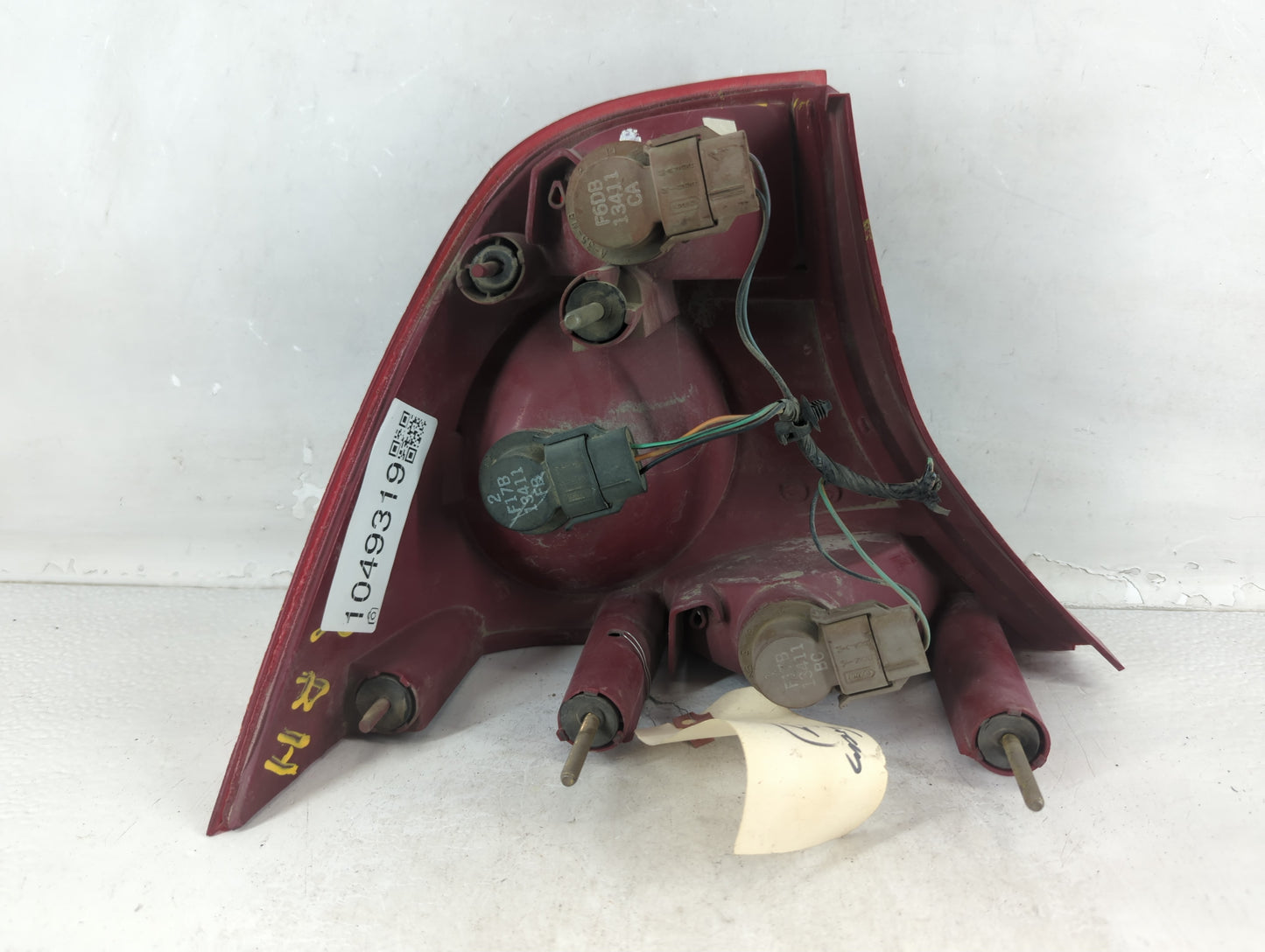 1994 Nissan Altima Tail Light Assembly Passenger Right OEM P/N:YS4X-13440-CA Fits OEM Used Auto Parts - Oemusedautoparts1.co