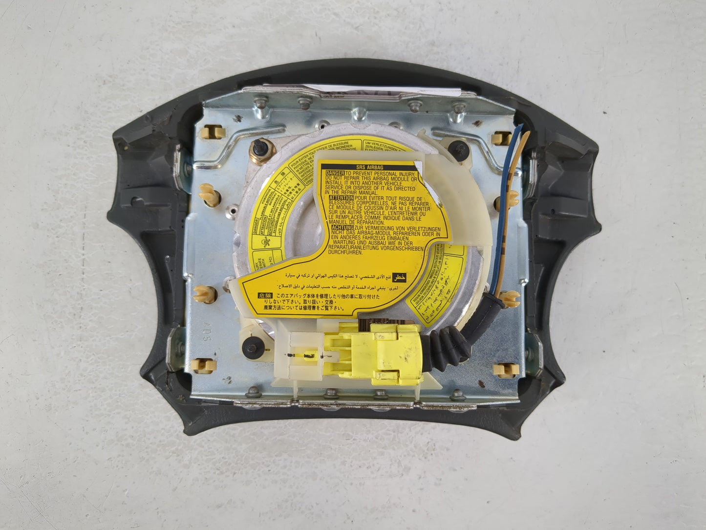 1994-1996 Toyota Camry Air Bag Driver Left Steering Wheel Mounted P/N:042421294B01 Fits Fits 1994 1995 1996 OEM Used Auto Pa