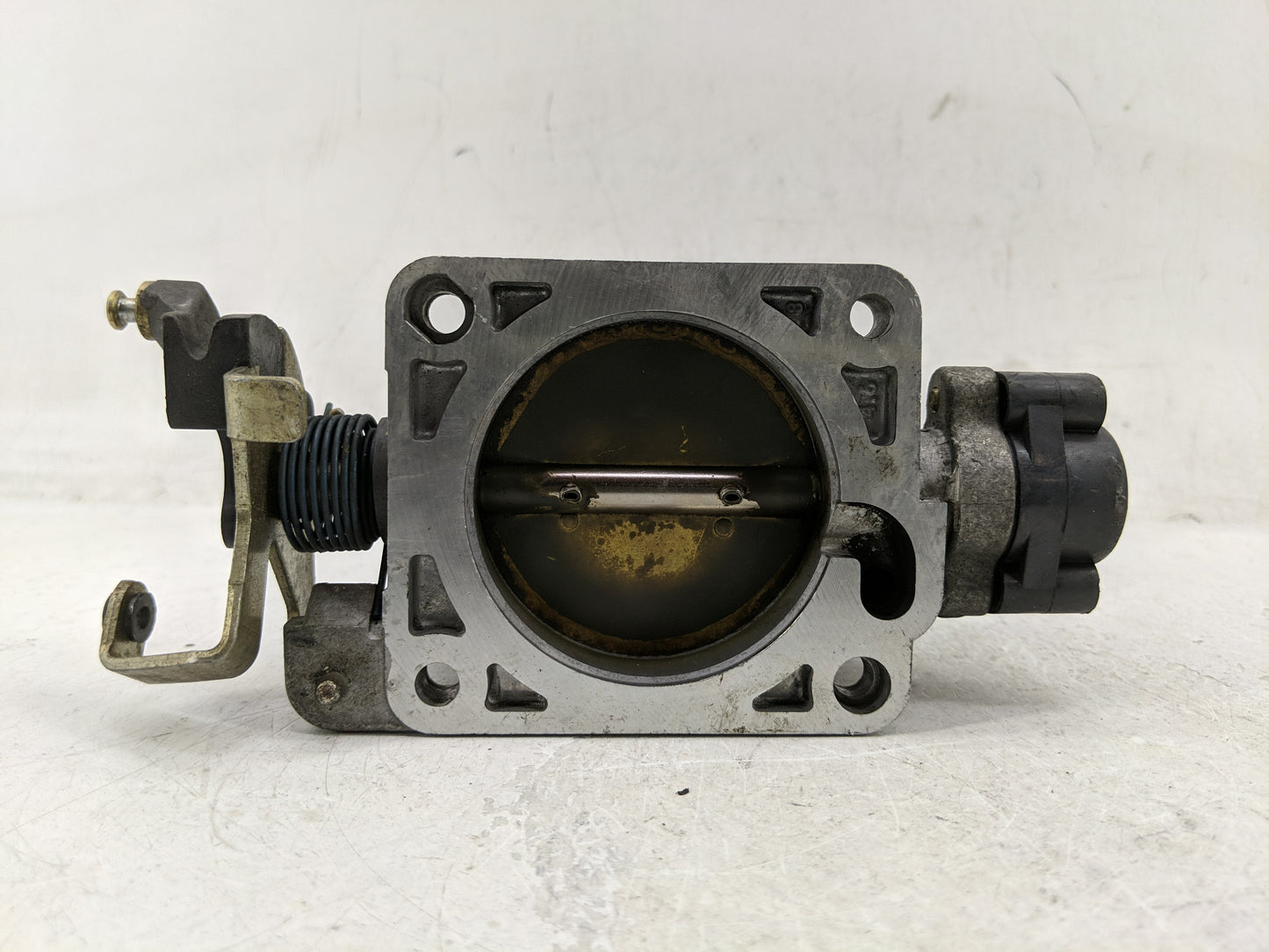 1996-1997 Ford Mustang Throttle Body Fits Fits 1996 1997 OEM Used Auto Parts - Oemusedautoparts1.com