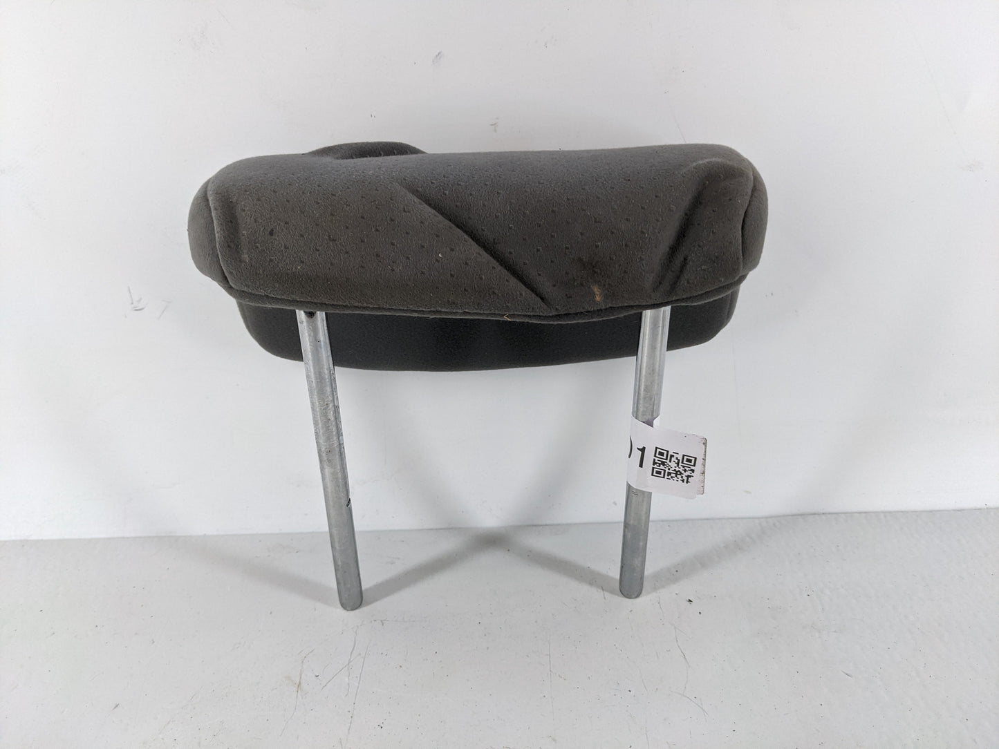 1995 Toyota Corolla Headrest Head Rest Rear Center Seat Fits OEM Used Auto Parts - Oemusedautoparts1.com