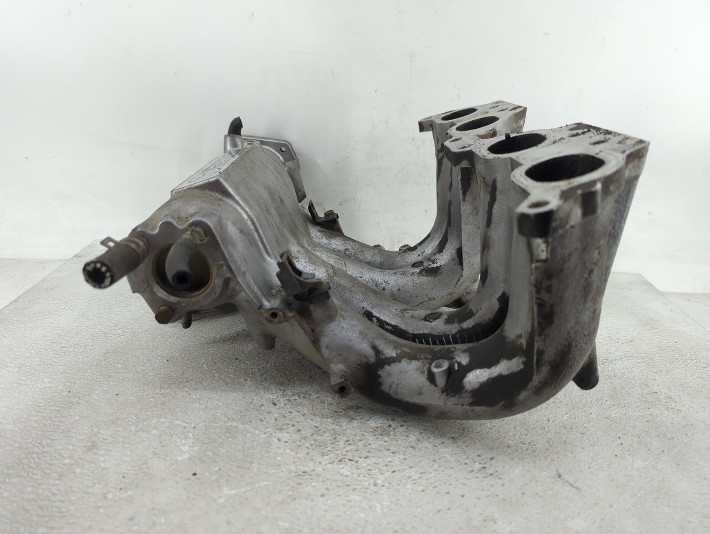 1991-1995 Toyota Mr2 Air Intake Manifold P/N:25620-74230 Fits Fits 1991 1992 1993 1994 1995 OEM Used Auto Parts - Oemusedaut