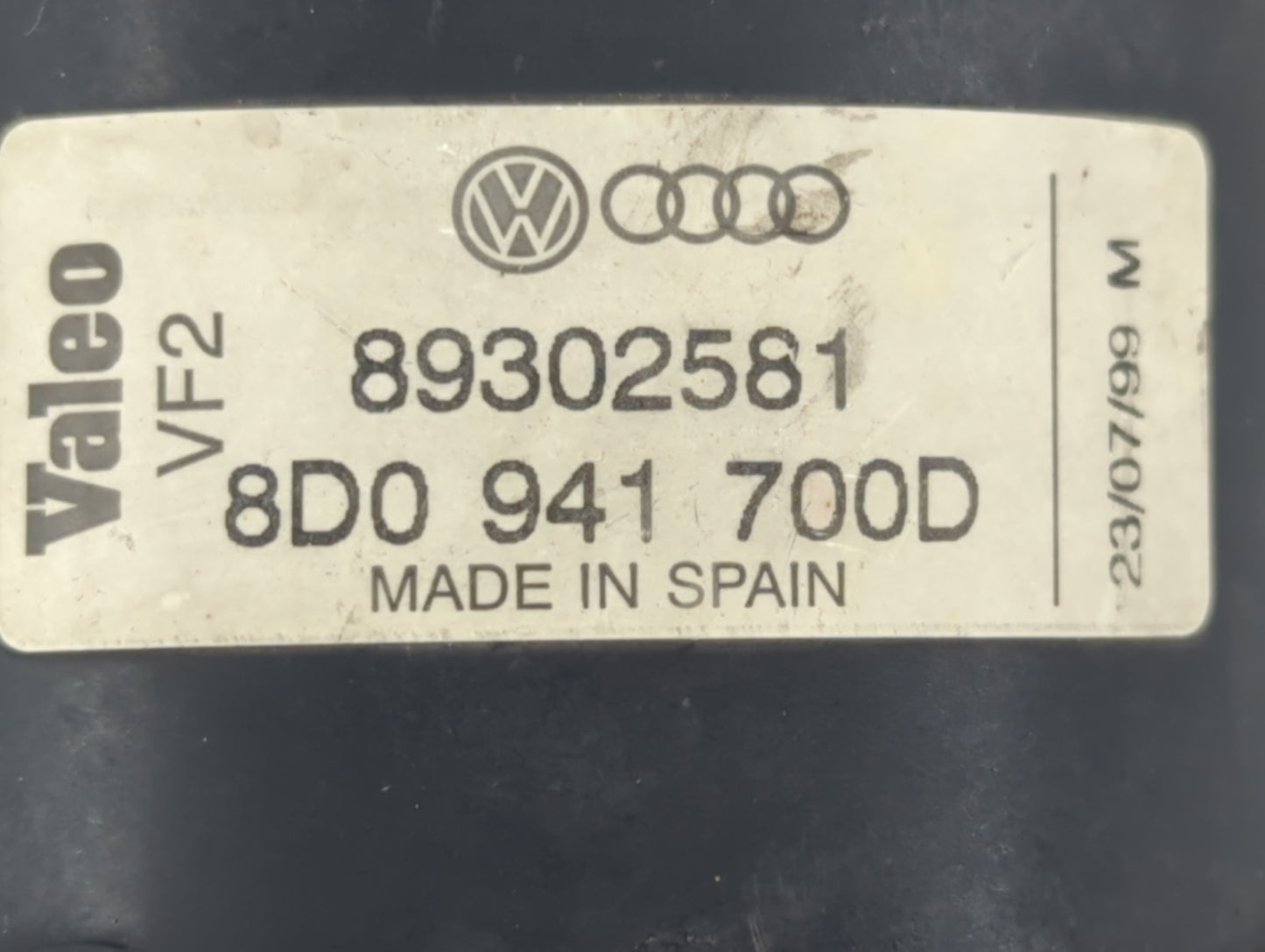 1996 Audi A4 Driver Left Oem Front Light Lamp - Oemusedautoparts1.com