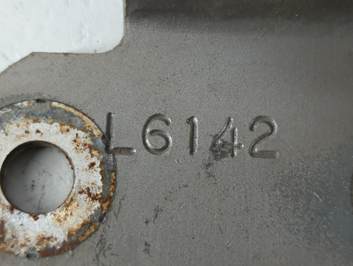 1995-1998 Buick Riviera Passenger Hood Hinge - Oemusedautoparts1.com