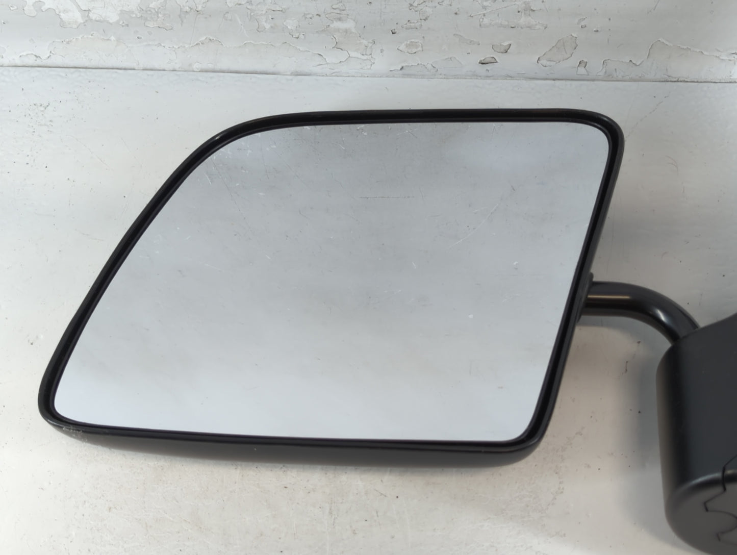 1992-2002 Ford E-150 Driver Side View Mirror - Left Door Mirror OEM Used - Oemusedautoparts1.com